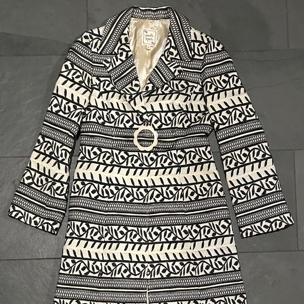Nanette Lepore Vintage Embroidered Coat With Daisy Belt Sz 6